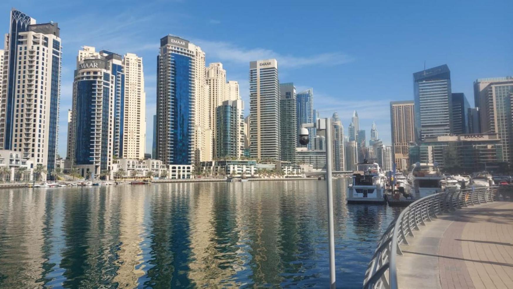 Apartment Stylish Marina View With Private Marina Walk Access